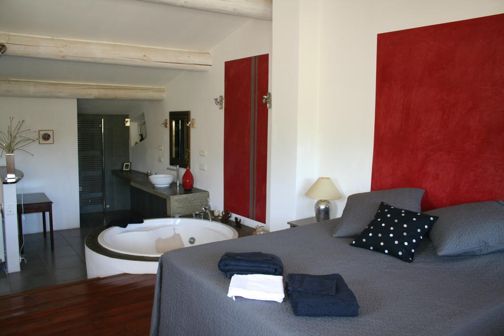 La Salamandre Bleue Villa Chantemerle-les-Grignan Ruang foto